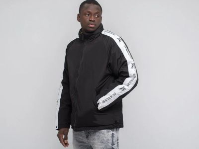 Лот: 18821719. Фото: 1. Куртка Burberry (26316) Размер... Верхняя одежда