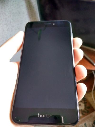 Лот: 10412575. Фото: 1. Huawei Honor 8 Lite 4/32 Black. Смартфоны