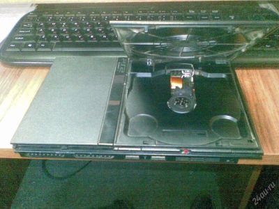 Лот: 115368. Фото: 1. SONY PS 2 / не читает диски нет... Игровые приставки, консоли