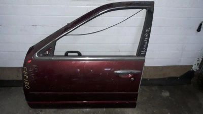 Лот: 21413610. Фото: 1. дверь Nissan Cefiro A31. Двигатель и элементы двигателя