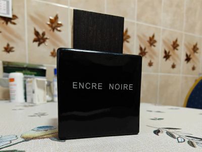 Лот: 21725603. Фото: 1. Lalique Encre Noire Оригинал Остаток... Унисекс парфюмерия