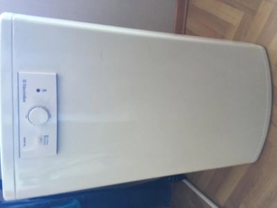 Лот: 5359853. Фото: 1. Electrolux EWH 80SL Водонагреватель. Водонагреватели, бойлеры