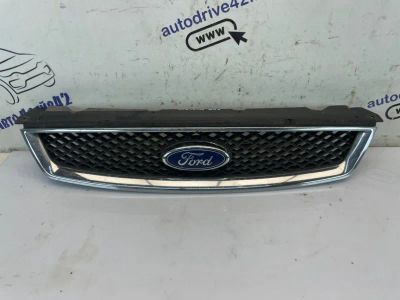 Лот: 24965328. Фото: 1. решетка радиатора Ford Focus CB4. Двигатель и элементы двигателя