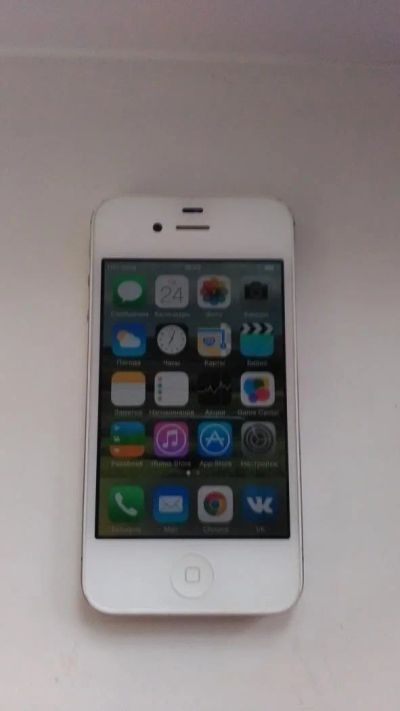 Лот: 4539461. Фото: 1. Iphone 4s 16 gb. Смартфоны