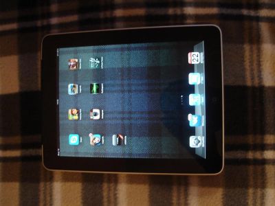 Лот: 3204196. Фото: 1. iPad 32 Gb 3g WiFi + Стильный... Планшеты