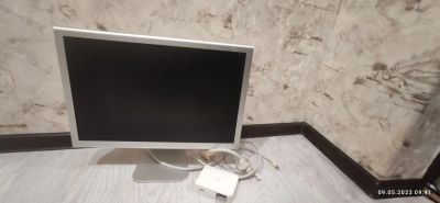 Лот: 20317179. Фото: 1. Apple Cinema Display 20" A1081. ЖК-мониторы