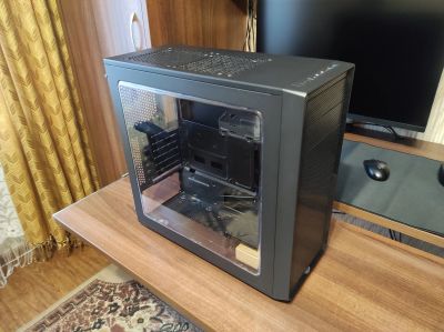 Лот: 18456429. Фото: 1. Fractal Design Focus G. Корпуса, блоки питания