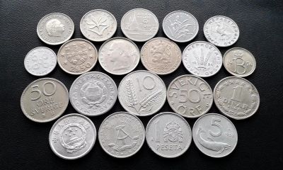 Лот: 10537963. Фото: 1. 20 монет стран Мира - одним лотом... Наборы монет