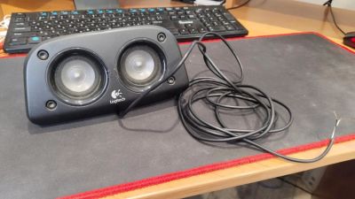 Лот: 21443994. Фото: 1. Колонка Logitech. Акустические системы