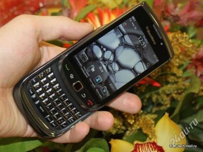 Лот: 2464330. Фото: 1. Телефон blackberry 9800. Смартфоны
