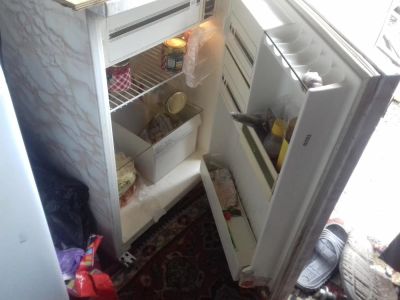 Лот: 9951833. Фото: 1. продам холодильник маленький... Холодильники, морозильные камеры
