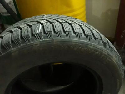 Лот: 10601689. Фото: 1. bridgestone Blizzak Spike-01 285... Шины