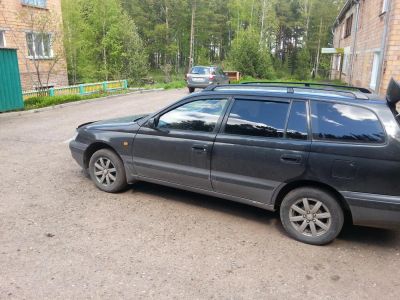 Лот: 4224372. Фото: 1. Тойота Калдина 94 г. Автомобили