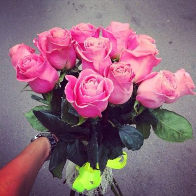 Лот: 4292188. Фото: 1. Букет из 15 розовых роз !;). Свежие цветы