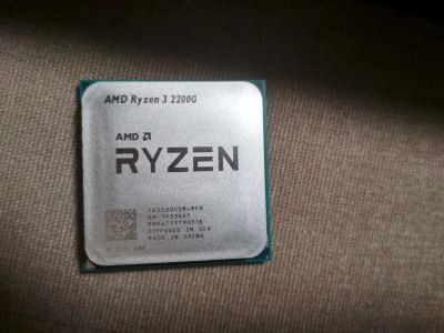 Лот: 15440844. Фото: 1. AMD Ryzen 3 2200G Отличный бюджетный... Процессоры
