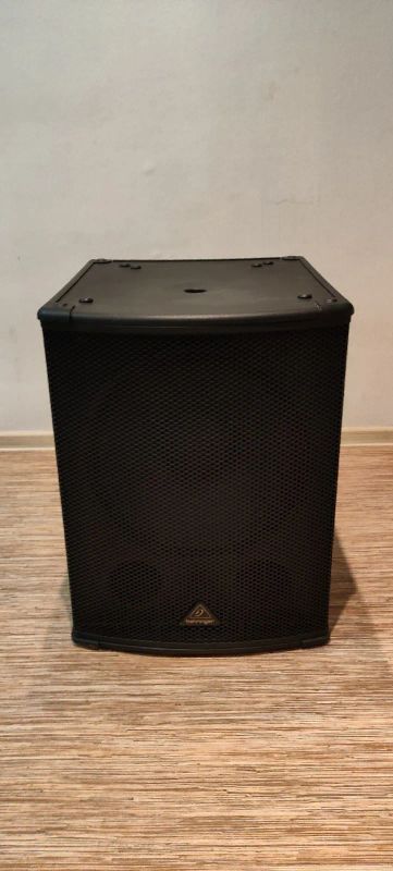 Лот: 19821583. Фото: 1. Сабвуфер - Behringer B1500XP. Активные акустические системы