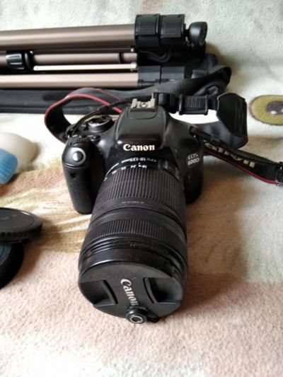 Лот: 17664645. Фото: 1. Фотоаппарат canon eos600D. Цифровые компактные