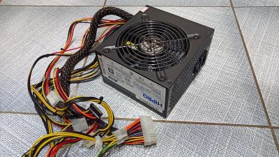 Лот: 25780850. Фото: 1. 700W Hipro HPP700W-B. Корпуса, блоки питания
