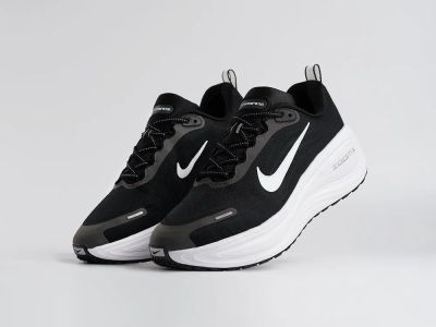 Лот: 25581714. Фото: 1. Кроссовки Nike Vomero 18. Кеды, кроссовки, слипоны