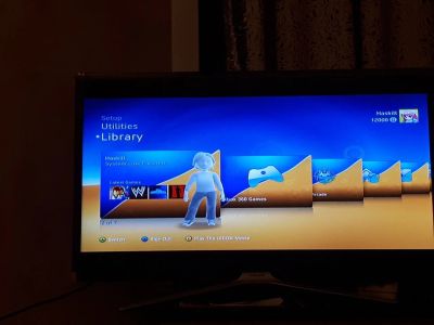 Лот: 11815191. Фото: 1. xbox 360 slim+ 500 gb игр. + freeboot... Игровые приставки, консоли