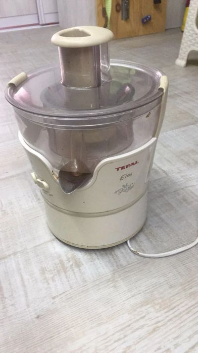 Лот: 11630858. Фото: 1. Соковыжималка Tefal. Утюги, парогенераторы, отпариватели