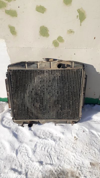 Лот: 25634390. Фото: 1. Радиатор охлаждения газ 53 (3307... Двигатель и элементы двигателя