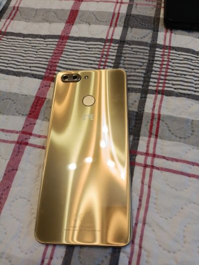 Лот: 24973077. Фото: 1. Смартфон ZTE BLADE V9. Смартфоны