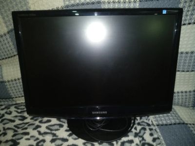 Лот: 16996441. Фото: 1. Монитор Samsung SyncMaster 2233NW... ЖК-мониторы