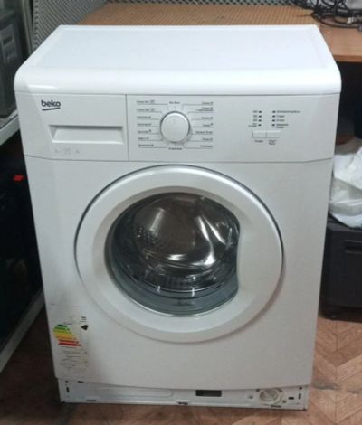 Лот: 21984688. Фото: 1. Узкая стиральная машина Beko WKB... Стиральные машины