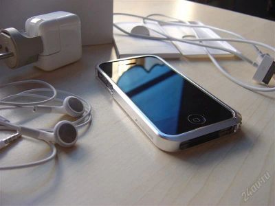 Лот: 1361258. Фото: 1. iPhone 4 32gb (черный). Смартфоны