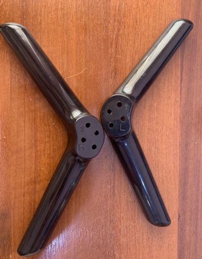 Лот: 23277820. Фото: 1. Ножки для телевизора Erisson 32FLEA99T2SM. Кронштейны, стойки, подставки