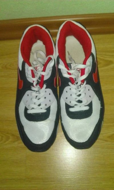 Лот: 6720938. Фото: 1. Кроссовки Nike Air Max. Кеды, кроссовки, слипоны