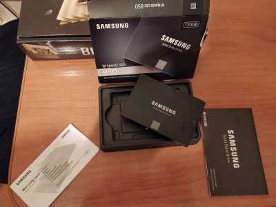 Лот: 17078313. Фото: 1. 120 ГБ SSD-накопитель Samsung... SSD-накопители