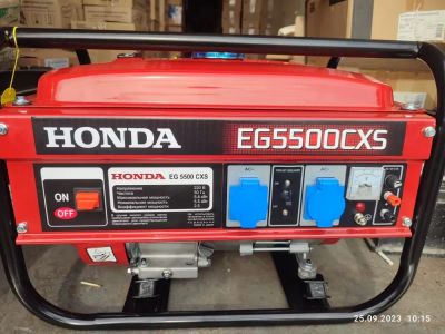 Лот: 21787765. Фото: 1. Бензиновый генератор Honda EG... Бензо-, мотоинструмент