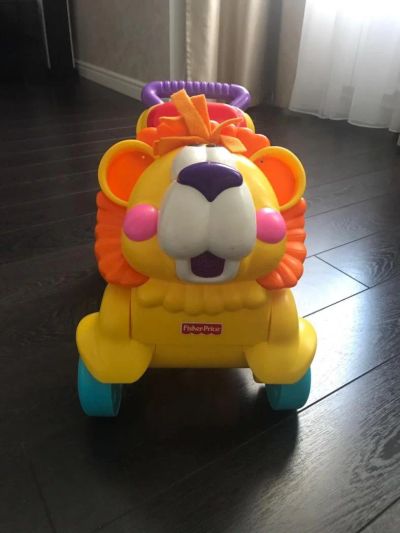 Лот: 9844067. Фото: 1. Игрушка каталка-ходунки Лев. Другое (игрушки)