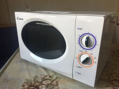 Лот: 15048863. Фото: 1. Микроволновка Candy CMV 700 M... Микроволновки, мини-печи