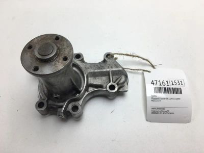 Лот: 20392957. Фото: 1. Помпа Mitsubishi Lancer 1997 MD323372... Двигатель и элементы двигателя