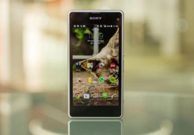 Лот: 3823029. Фото: 1. Sony Xperia Z1 Compact. Новый... Смартфоны