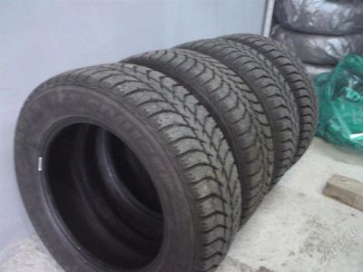 Лот: 2236552. Фото: 1. Комплект зимних шин (4 шт). Bridgestone... Шины