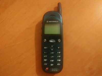 Лот: 8508475. Фото: 1. Motorola l2000 без АКБ супер-ретро. Кнопочные мобильные телефоны