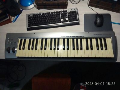 Лот: 11275891. Фото: 1. Midi клавиатура M-Audio KeyRig... MIDI-оборудование