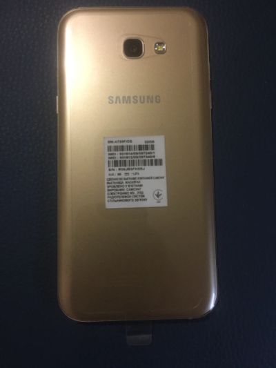 Лот: 11772825. Фото: 1. Samsung galaxy A7 2017. Смартфоны