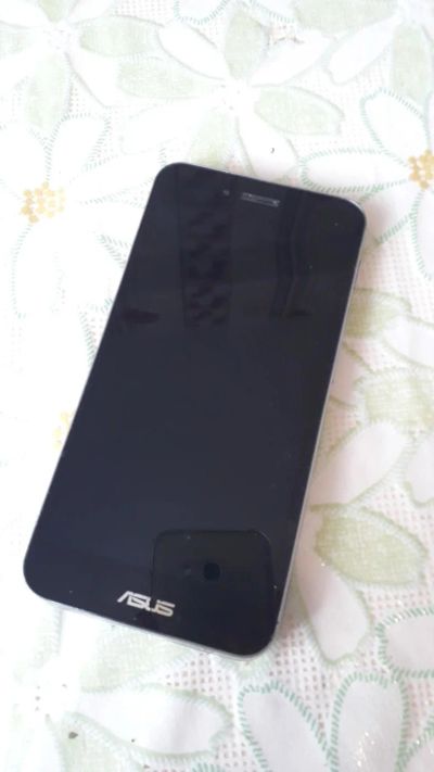 Лот: 11309050. Фото: 1. Телефон Asas Padfone. Кнопочные мобильные телефоны