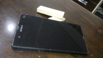 Лот: 11148819. Фото: 1. Телефон SONY Experia Z. Смартфоны