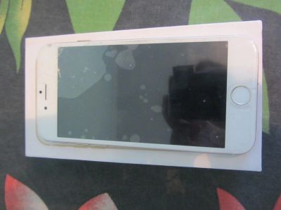 Лот: 7872193. Фото: 1. i phone 6. Смартфоны