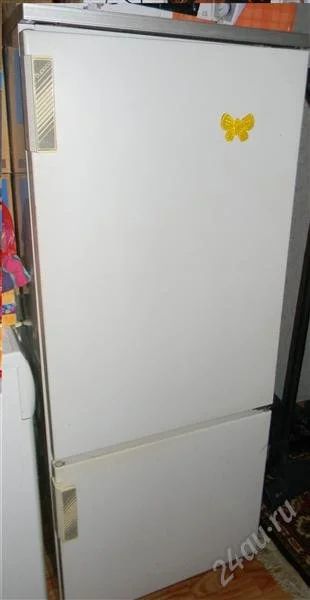 Лот: 2008206. Фото: 1. холодильник Бирюса-18. Холодильники, морозильные камеры