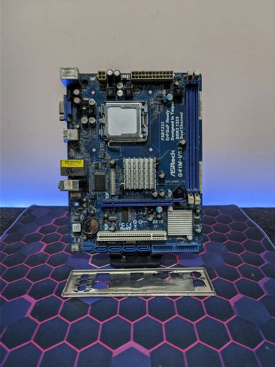 Лот: 25315769. Фото: 1. Мат. плата ASRock G41M-VS3/LGA775... Материнские платы