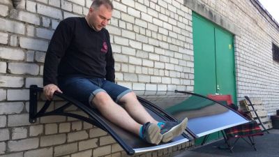 Лот: 22053614. Фото: 1. Козырек над входом (окном) защитный... Другое (для дачи, дома, огорода, бани, парка)