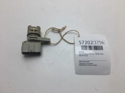 Лот: 20398627. Фото: 1. Адаптер Toyota Estima 2002 8282447110... Кузов