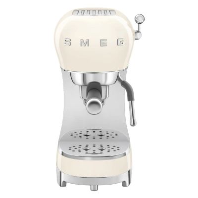 Лот: 24526517. Фото: 1. Кофеварка рожковая Smeg ECF02CREU... Чайники, кофемашины, кулеры